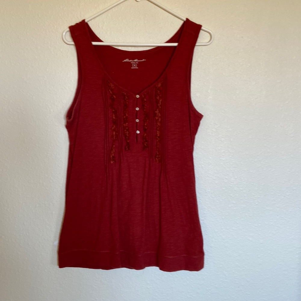 Eddie Bauer rust tank Size Medium. Buttons and fringe on front